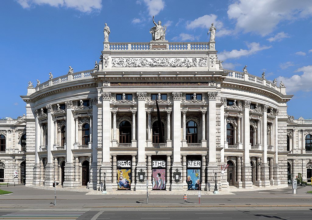 Κτήριο Burgtheater της Βίεννης.