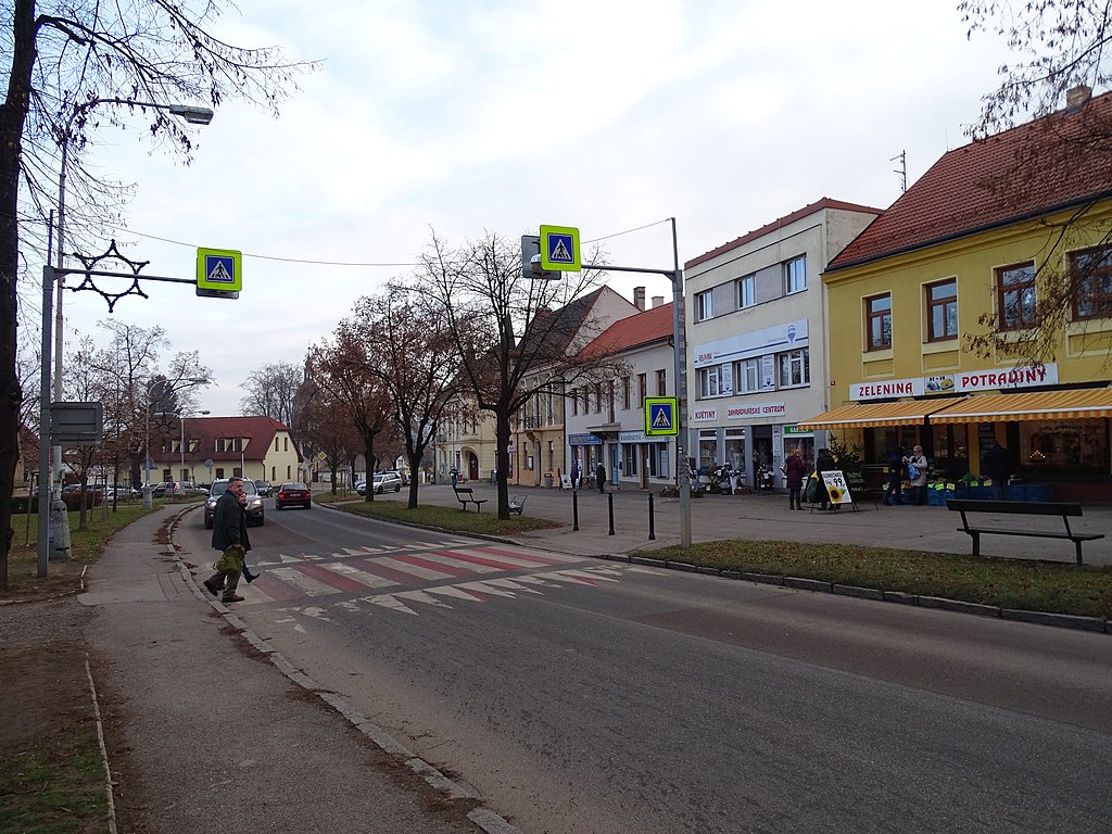 &Alpha;&gamma;&omicron;&rho;ά &sigma;&tau;&omicron; Poděbrady.