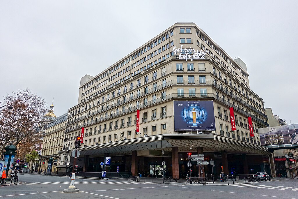 &Epsilon;&mu;&pi;&omicron;&rho;&iota;&kappa;ό &kappa;έ&nu;&tau;&rho;&omicron; Lafayette.
