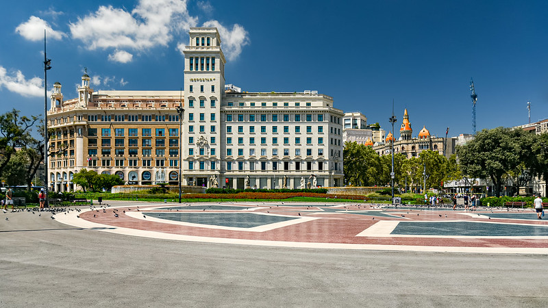 πλατεία της Καταλονίας στην Βαρκελώνη.